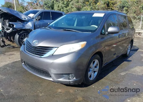 2011 Toyota Sienna Le V6 from USA, damaged, VIN 5TDKK3DCXBS035282